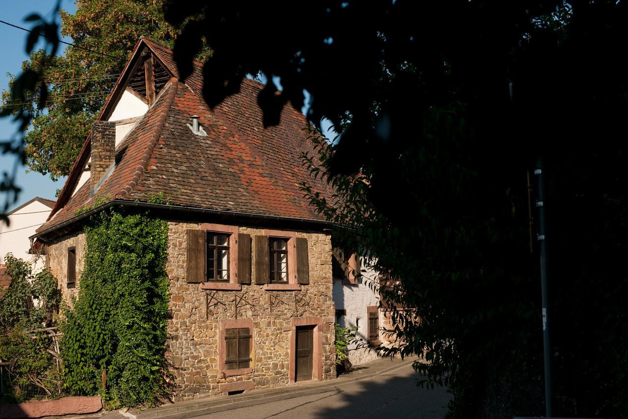 1463 Apartmenthaus * Karlsruhe